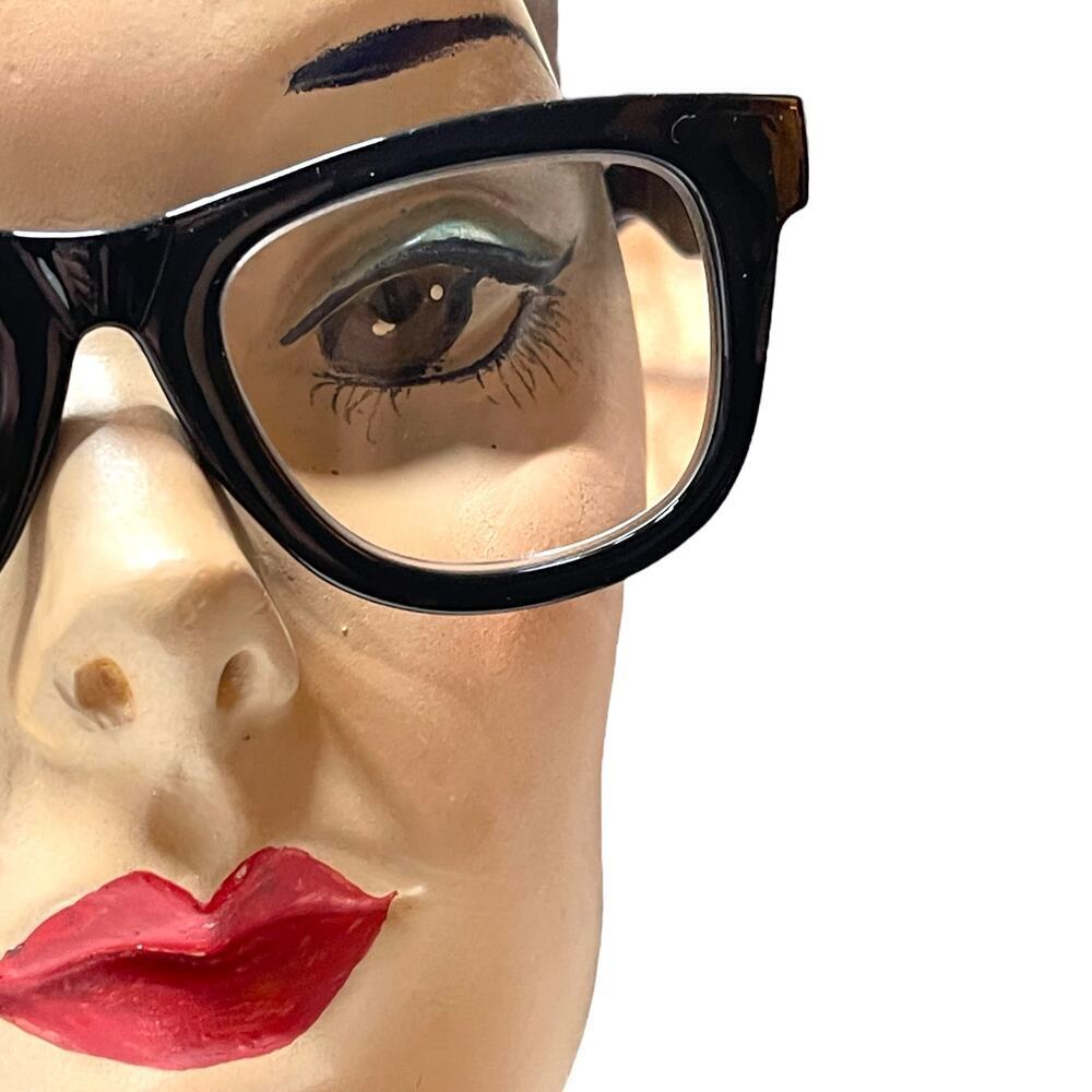 Betsey Johnson +1.50 Reading Glasses Readers Rounded Square Black Frame - Picture 2 of 4